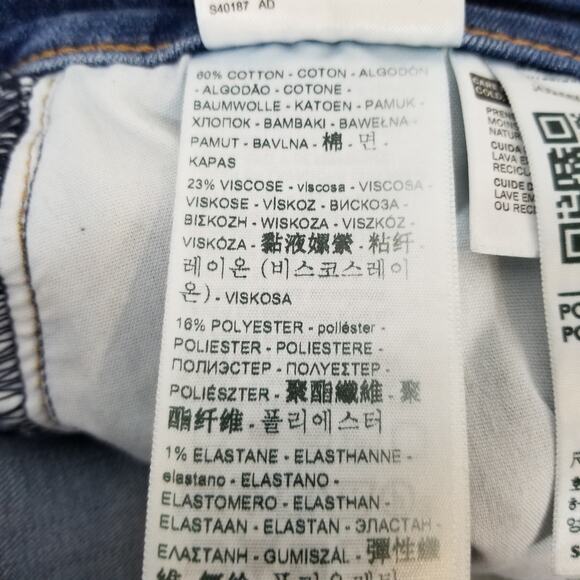 Levi's Women's Ankle Cropped Boyfriend Jeans Medium Wash Size 32 / 14 - Picture 7 of 9